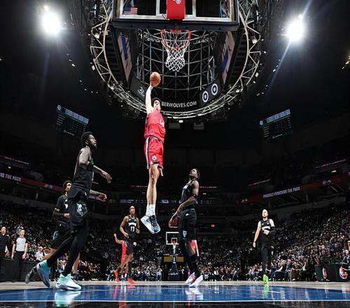 二月初战绩,逆风翻盘,伤病重重,爱游戏app,爱游戏官网,爱游戏体育官网,爱游戏体育app