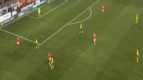 马洛塔称赞小因扎吉表现优异，续约无忧；国际米兰为强队，需持续保持斗志